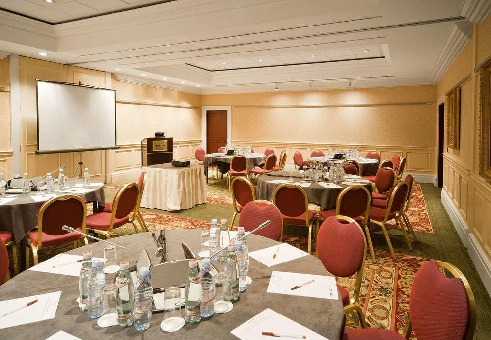 Tbilisi Marriott Hotel Extérieur photo